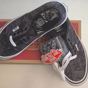 Uncle Toons Mart Vans